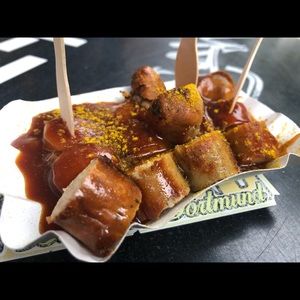 Meet your Posher, Adela